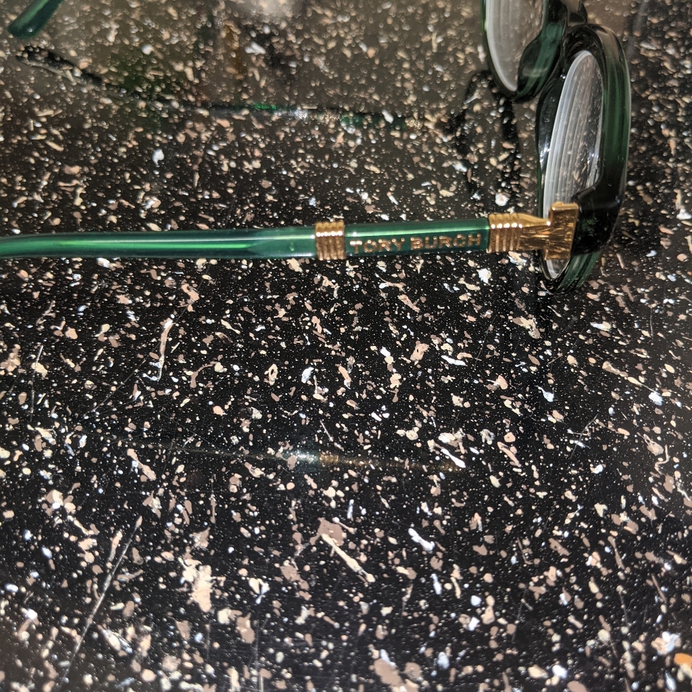 Tory Burch - Picture 2 of 4